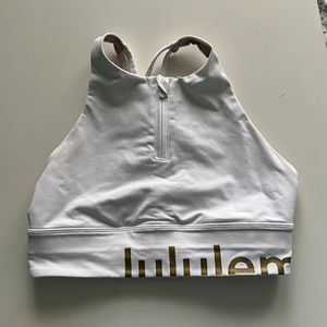 Lululemon sports bra size 8🤍